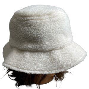 Old Navy Ivory Pearl Sherpa Fleece Bucket Hat Lined Brim Size L/XL